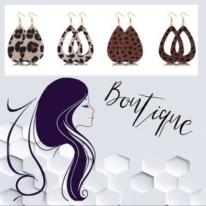 🆕💍Boutique💍 Adorable Faux Leather Drop Earrings